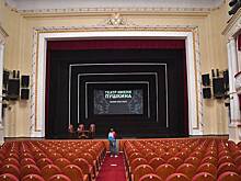 Обладатели QR-кодов смогут посещать музеи и театры в Москве