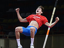 Российский легкоатлет Шмыков победил в прыжках с шестом на Играх БРИКС