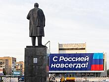 Окопная правда, Луганск, Денис Мирошниченко, глава заксобрания ЛНР:  «Я бы их на поле боя не отпускал»