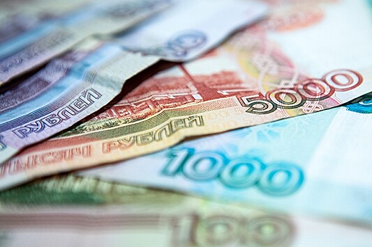 Эксперт по финансам назвал номинал банкноты, которую обновят после сторублевой