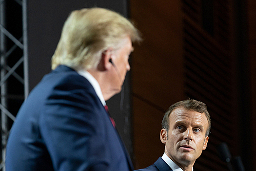 Итальянский депутат обвинил Макрона в игре на два фронта с Трампом