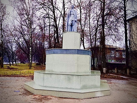 Памятник Дзержинскому отреставрировали в Балахне при поддержке КПРФ