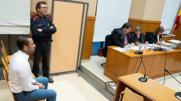 Карьера Дани Алвеса канула в Лету: чем закончилось громкое дело об изнасиловании