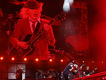 «Рвут сцену!»: Юрий Грымов рассказал о европейском туре AC/DC