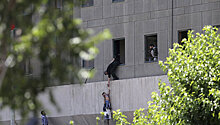Стали известны подробности о нападении на парламент в Иране