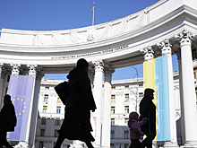 Киев неудержимо рвет