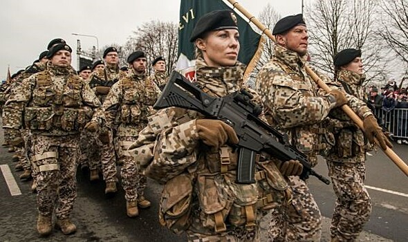 Латвия объявила о срочной мобилизации пограничников