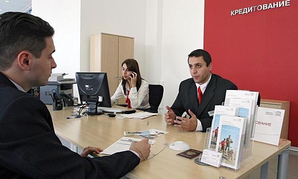 Россияне соскакивают с кредитной иглы