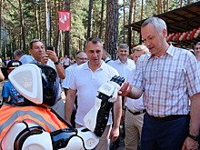 Работников железной дороги поздравил губернатор Андрей Травников