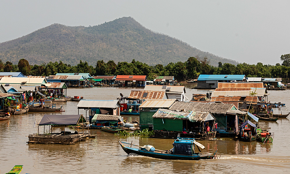 Камбоджа. Чтобы прожить в этой южно-азиатской стране, необходимо ежемесячно зарабатывать 37.000 рублей. Аренда жилья в центре города составляет 27.000 рублей