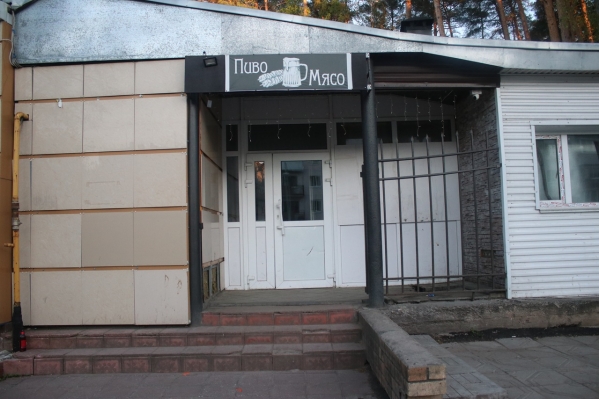 В Перми закрыли скандальное кафе, около которого нашли тело девушки на заборе