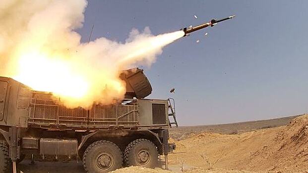 "Бук" и "Панцири" уничтожили выпущенные по Сирии израильские ракеты