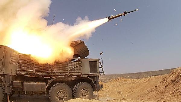 "Бук" и "Панцири" уничтожили выпущенные по Сирии израильские ракеты