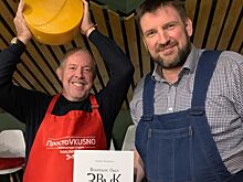 Костромской бизнесмен приготовил халву вместе с Макаревичем