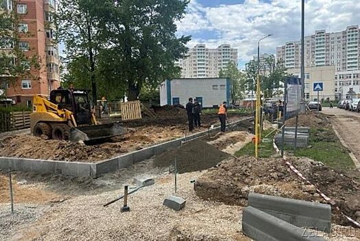 В ЗелАО в 27 дворах проводится благоустройство