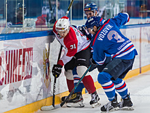 Тольяттинская "Лада" выиграла пятый матч серии плей-офф у "Нефтяника"