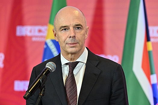 Антон Силуанов призвал не думать о повышении ключевой ставки, "иначе сбудется"