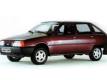 В РФ дешево продают почти новый Иж-2126 "Ода"