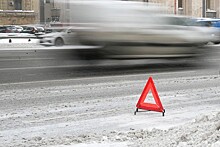 Три человека пострадали при столкновении двух машин на Калужском шоссе в ТиНАО