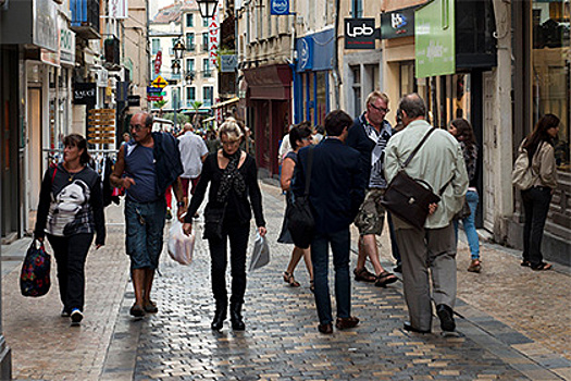 Вокруг каждого человека нашли уникальные микробные облака