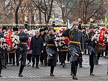 Собянин возложил цветы к Могиле Неизвестного Солдата в честь годовщины Битвы под Москвой
