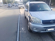 Авария парализовала движение трамваев на Сибиряков-Гвардейцев