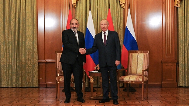 Пашинян анонсировал визит в Москву ради встречи с Путиным