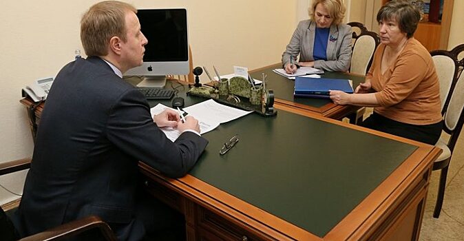 Алтайский губернатор решил проводить «прямые линии» после жалобы Медведеву