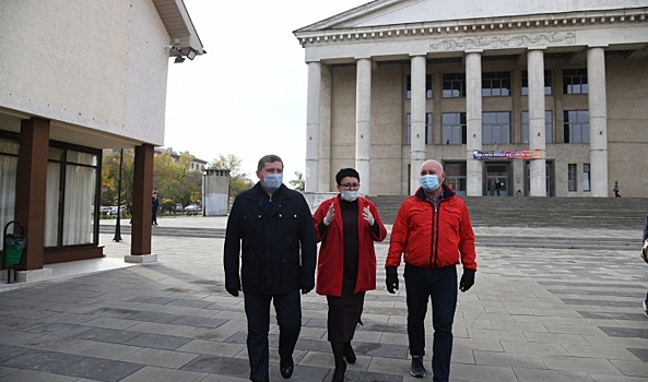Бочаров поставил задачи по благоустройству Тракторозаводского района
