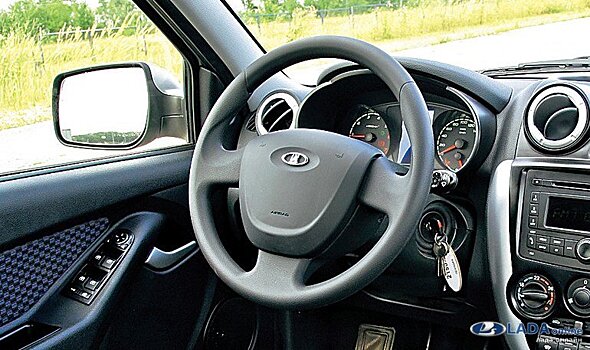 АвтоВАЗ нашел рули для Lada Granta