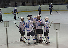 Сборная Северного флота одержала очередную победу в чемпионате Мурманской области по хоккею с шайбой на льду