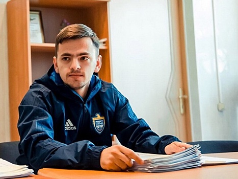 Спортивный директор "Анжи-Юниор" Штеблов: "В Казани готовится не только клуб, но и целая академия с манежем и интернатом"