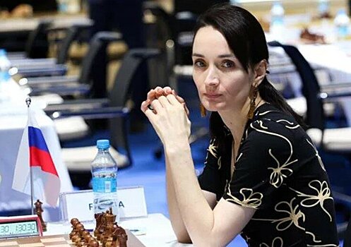Смагин считает, что шахматистка Лагно доминировала в партии против Матлакова