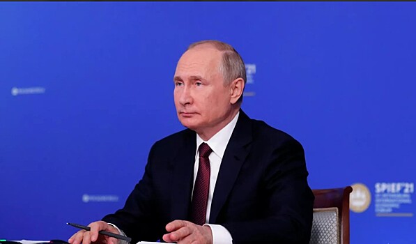 Выступление Путина на ПМЭФ началось с задержки из-за DDOS-атак