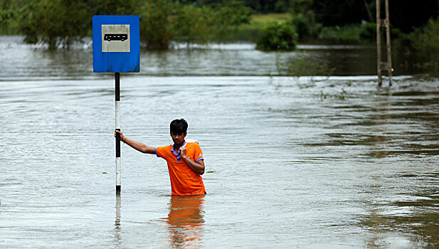 Си Цзиньпин предложил Шри-Ланке помощь после наводнения