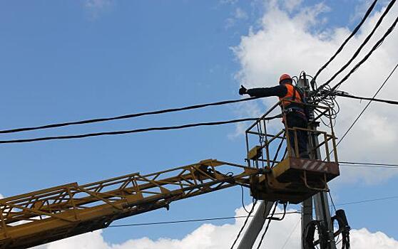 В городах и районах Урала на ремонт электросетей и оборудования потратят почти 149 миллионов