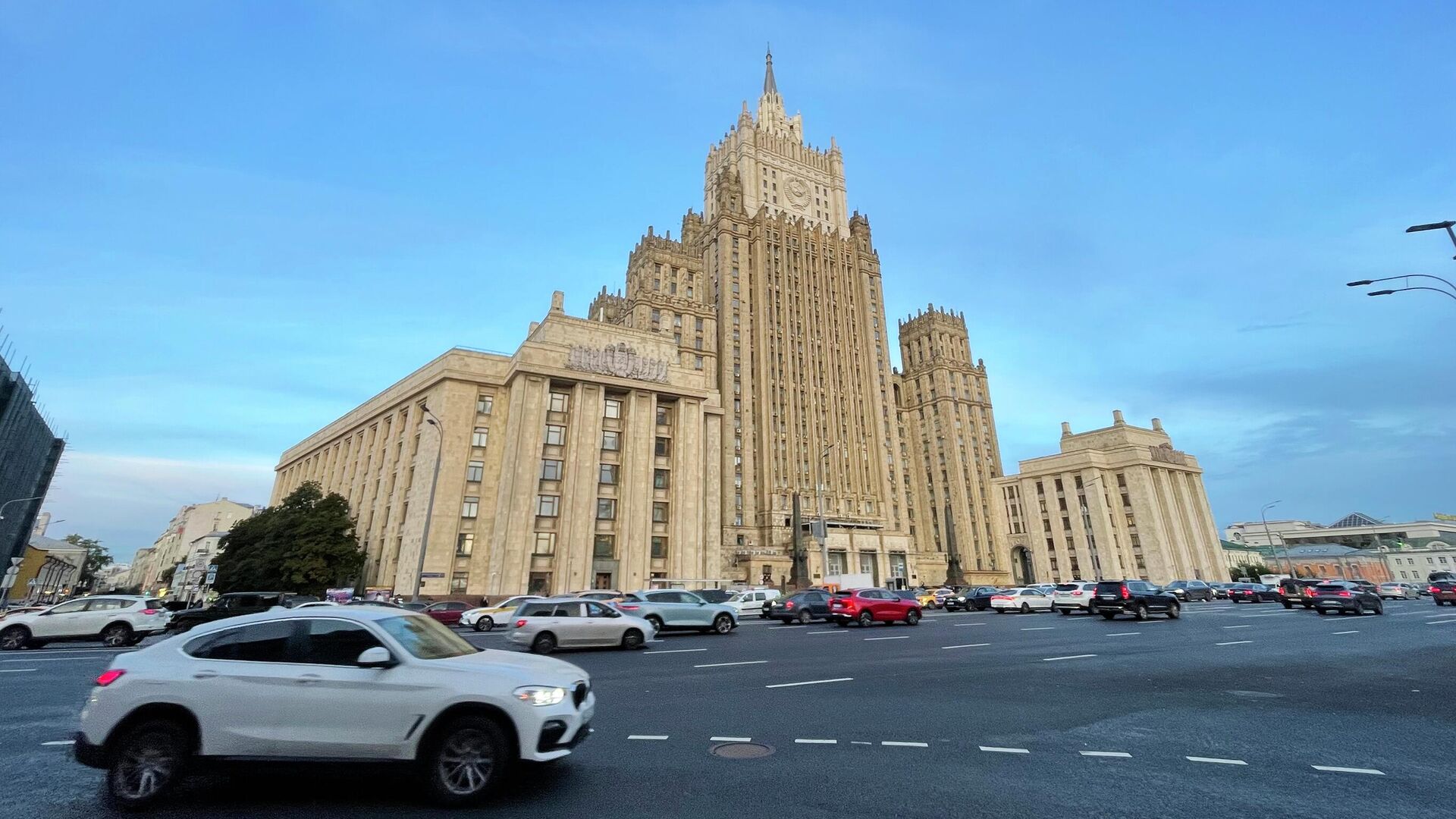 МИД России назначил Андрея Белоусова послом по особым поручениям