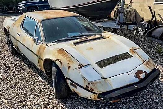 В гараже нашли редкий Maserati. Их выпустили менее 2000