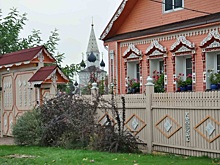 Современный дачный комплекс в формате глэнпинга построили в селе Вятском Ярославской области