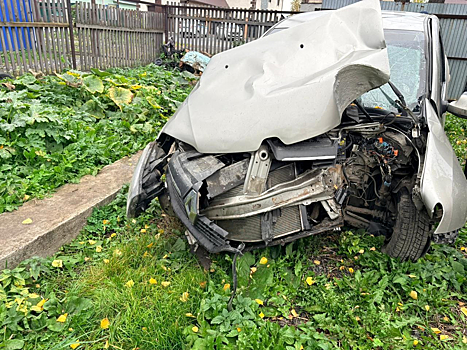 Подросток за рулем родительской машины травмировал в Кемерове друзей-пассажиров