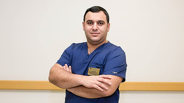 Хирург из Ноябрьска Рамин Агададаев спас жизнь пациенту из Губкинского