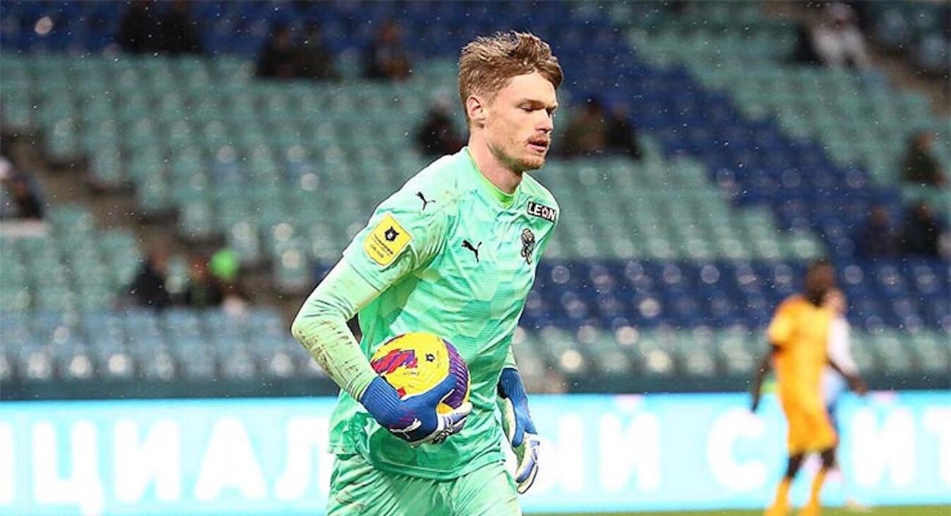 Топ 10 лучших вратарей в истории футбола. So fc. Лучший вратарь в fc 24. Ломаев крылья советов. Самый лучший вратарь в истории футбола.