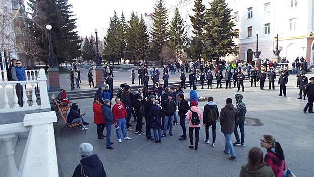 Олег Кобяков: курганцы много работают, им не до митингов Навального