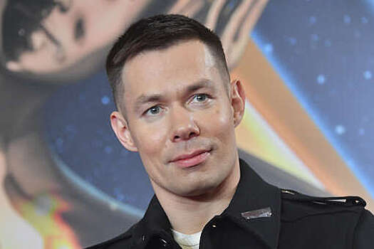 Певец Стас Пьеха назвал спальню лучшим местом для свиданий