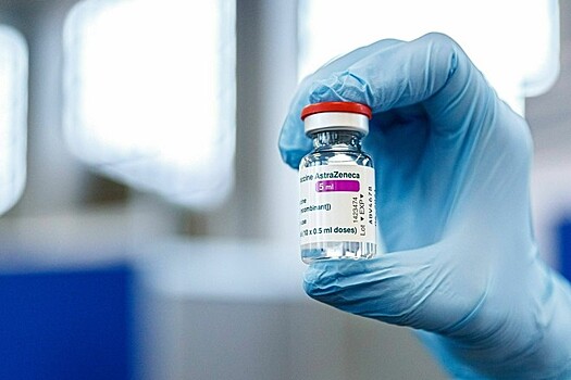 В AstraZeneca сравнили смертность после прививок с Pfizer