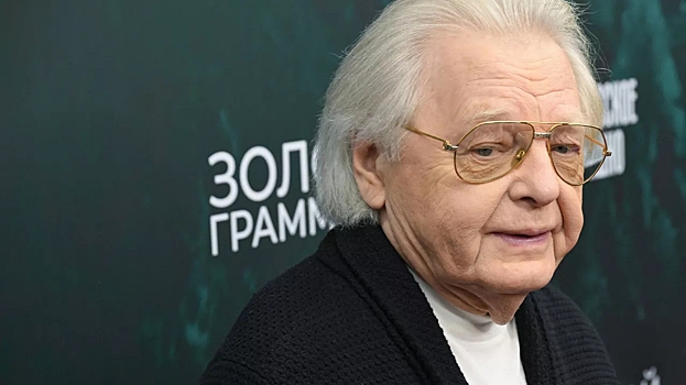 Антонов раскрыл, каких артистов не пригласят на съемки новогодних огоньков