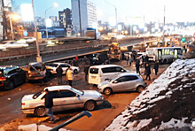 Во Владивостоке произошло ДТП с участием 16 машин 
