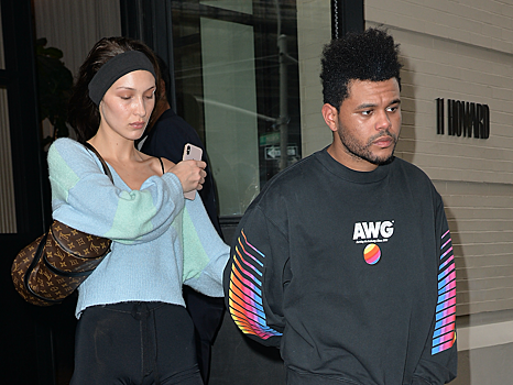 Вчера на вечеринке, сегодня на свидании: Белла Хадид и The Weeknd гуляют по Нью-Йорку