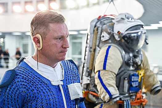 Космонавты опробовали новую схему страховки для выхода в открытый космос