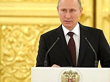 Путин наградил обозревателей "Комсомольской правды" званиями "Заслуженных журналистов РФ"
